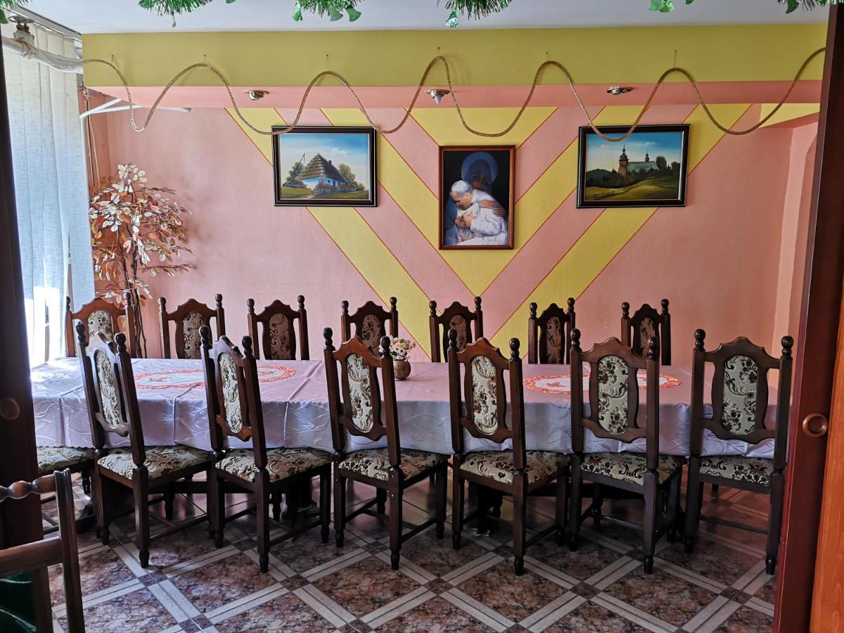 Hotel Biela Labut Michalovce Zewnętrze zdjęcie